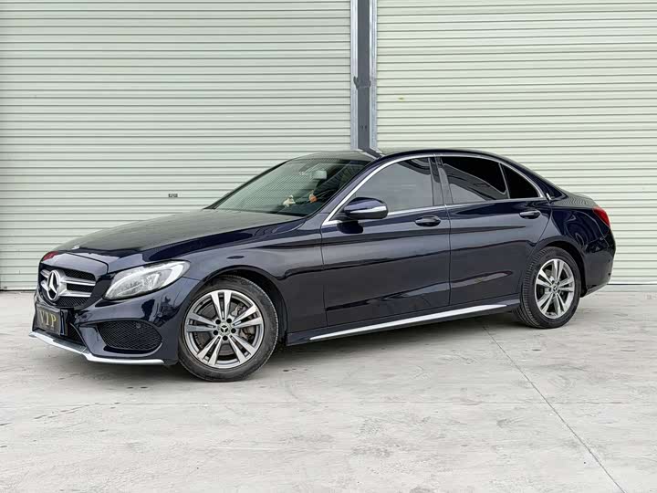 Mercedes-Benz C-Class 2018 C 200 L — фото 1