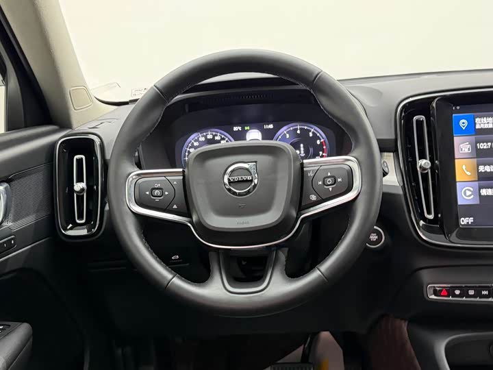 Volvo XC40 2022 T 4 WD — фото 26