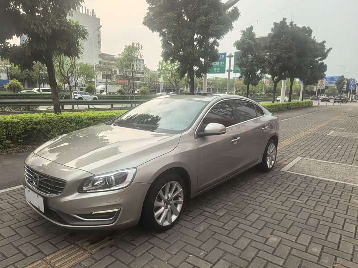 Volvo S60 2016 S 60 L T 4 — фото 1