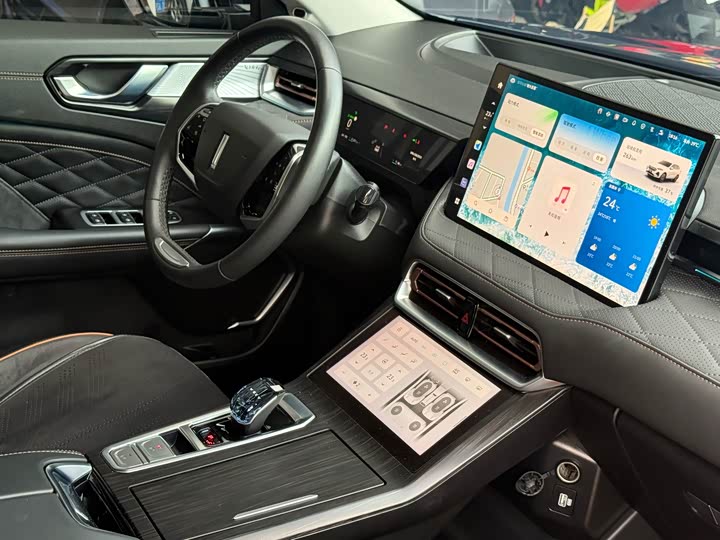 Wey DHT-PHEV 2022 1.5 T 4 WD — фото 17