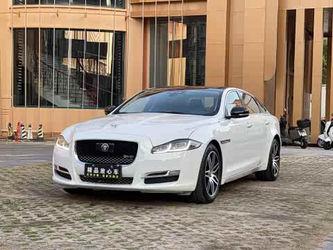 Jaguar XJ 2018 XJL 3.0 SC 2 WD — фото 21