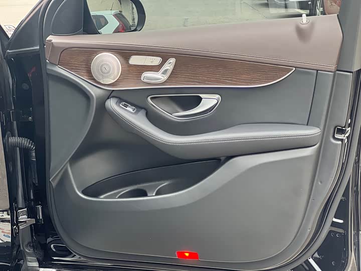 Mercedes-Benz GLC 2021 GLC 300 L 4 MATIC — фото 20