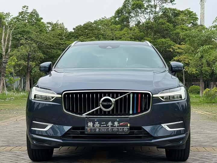 Volvo XC60 2021 T 5 4 WD — фото 2