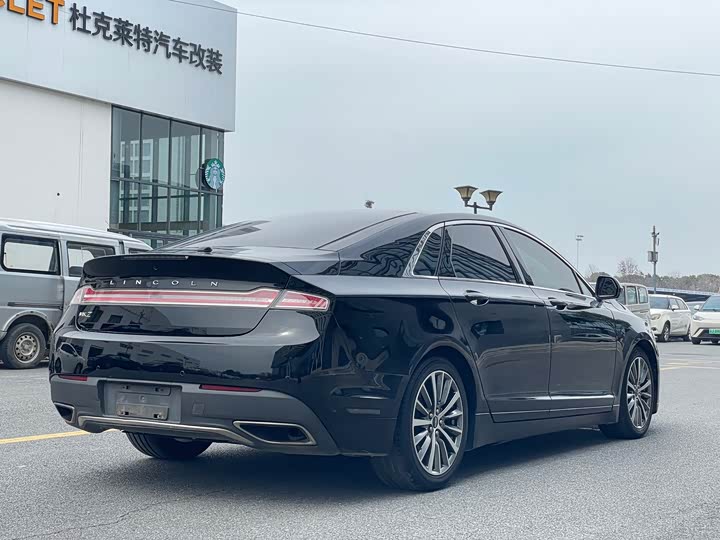 Lincoln MKZ 2017 2.0 T — фото 21
