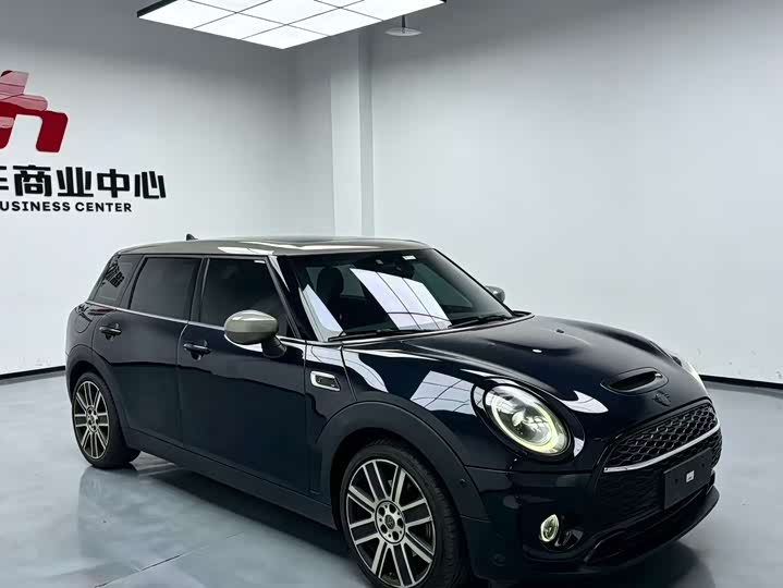 MINI Clubman — фото 3