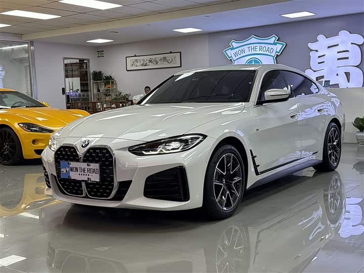 BMW 4-Series 2023 425i Gran Coupe M — фото 8