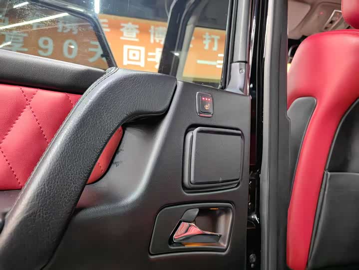 Mercedes-Benz G-Class 2017 G 350 d — фото 10