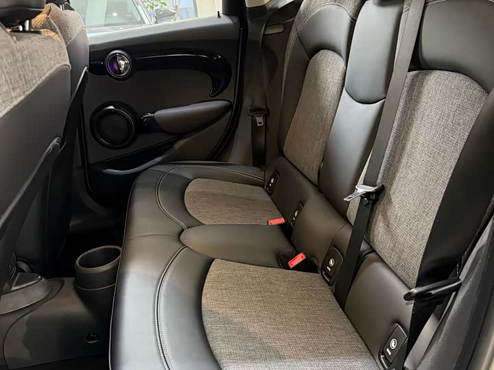 MINI Hatch — фото 10