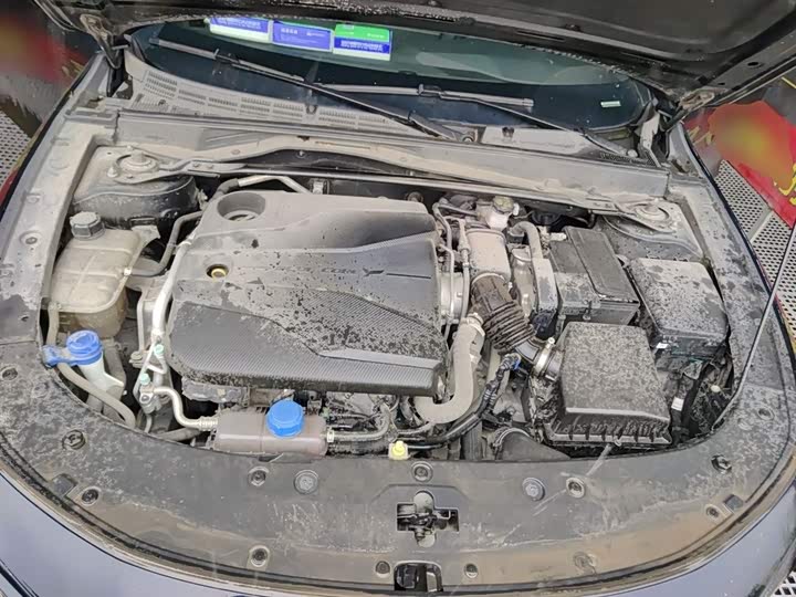 Changan UNI-V 2022 1.5 T — фото 11