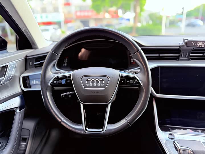 Audi A6 2023 allroad quattro 55 TFSI — фото 14