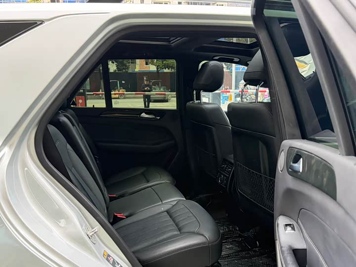Mercedes-Benz GLE 2015 GLE 350 d 4 MATIC — фото 9