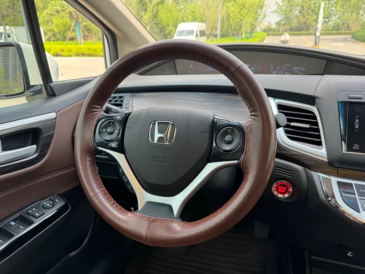Honda Jade — фото 17