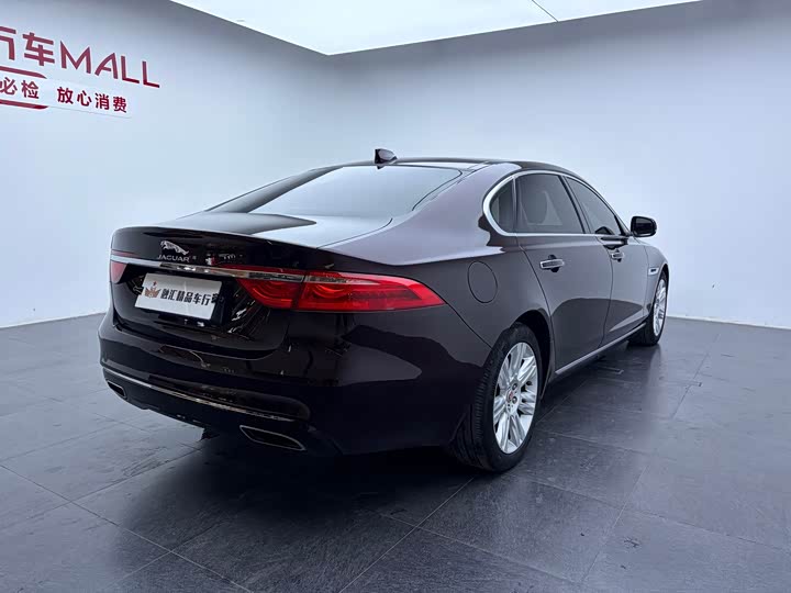 Jaguar XFL 2018 XFL 2.0 T 250 PS — фото 4