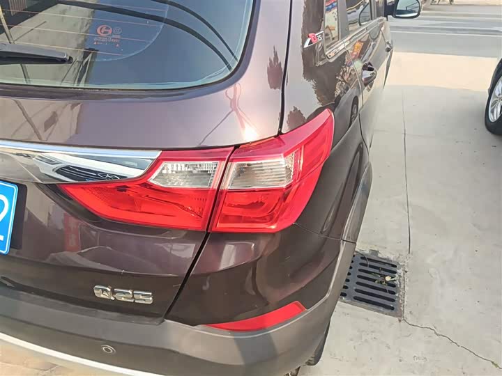 BAIC Changhe Q25 2016 1.5 L MT — фото 24