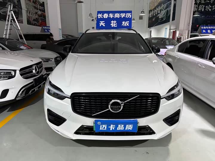 Volvo XC60 Hybrid 2021 T 8 E Hybrid — фото 3