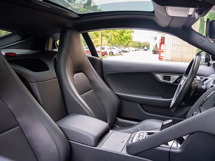 Jaguar F-TYPE 2016 3.0 SC — фото 30