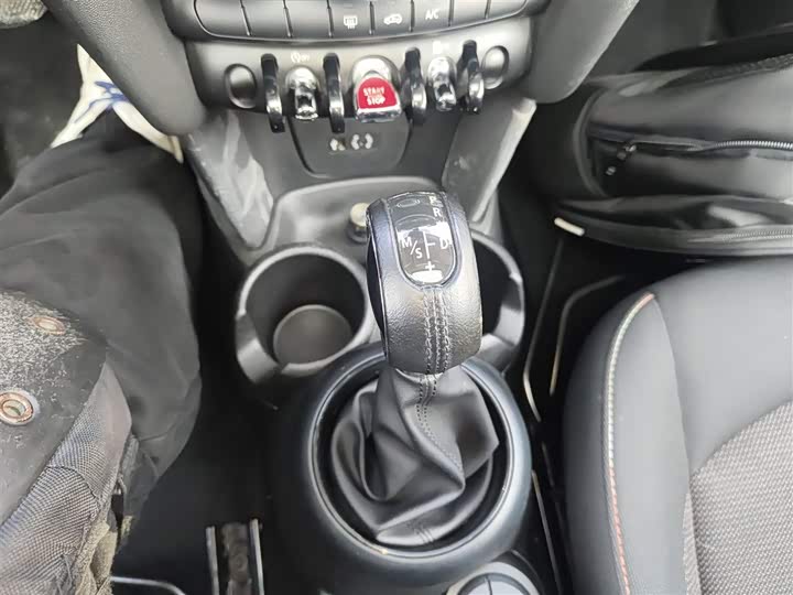 MINI Hatch — фото 14