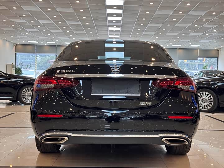Mercedes-Benz E-Class 2023 E 300 L — фото 6