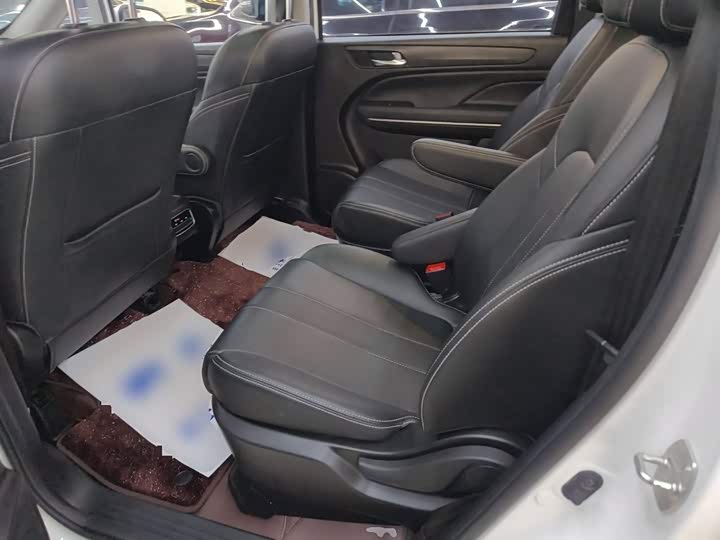 Trumpchi M6 2021 270 T DCT ( ) — фото 14