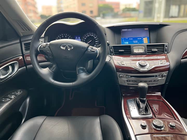 Infiniti Q70 2017 Q 70 L 2.5 L — фото 13
