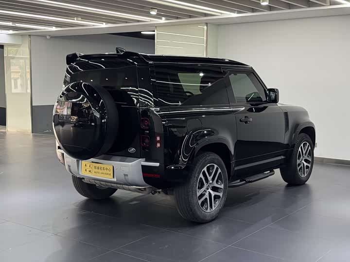Land Rover Defender — фото 11