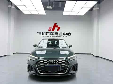 Audi A3 2024 Sportback 35 TFSI Sport — фото 10