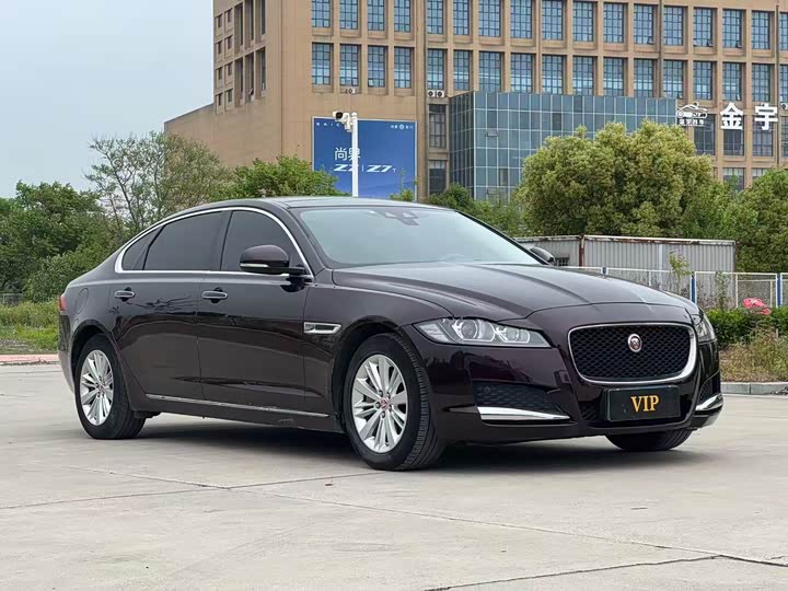 Jaguar XFL 2017 XFL 2.0 T 240 PS — фото 5