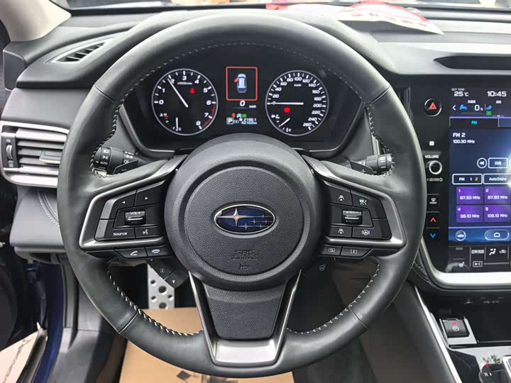Subaru Outback — фото 10