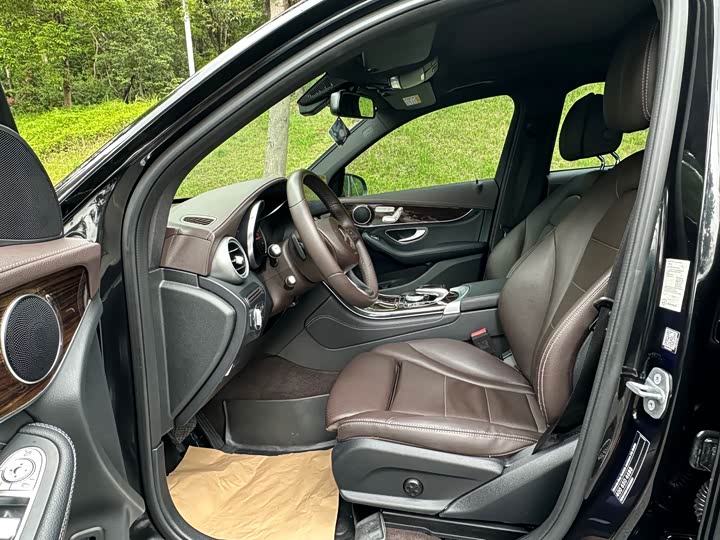 Mercedes-Benz GLC 2019 GLC 260 4 MATIC — фото 6