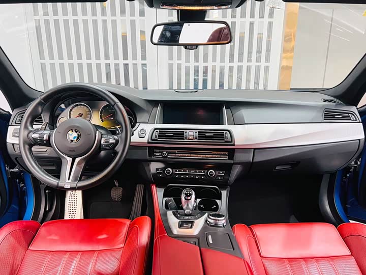 BMW M5 2014 M 5 — фото 10