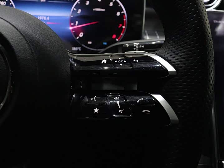 Mercedes-Benz GLC 2024 GLC 260 L 4 MATIC Luxury 5 — фото 16