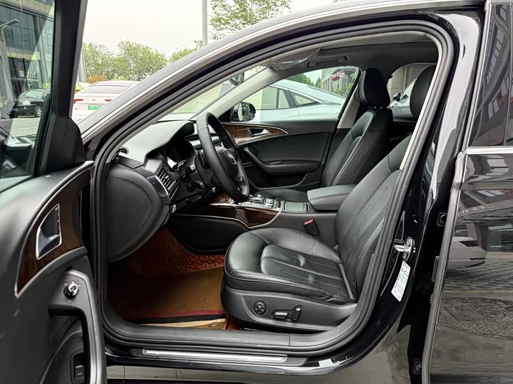 Audi A6L 2015 30 FSI — фото 7