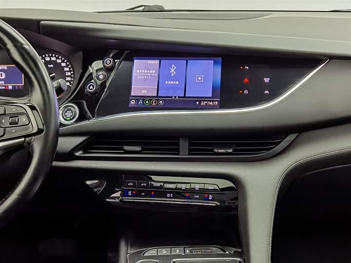 Buick Enclave — фото 12