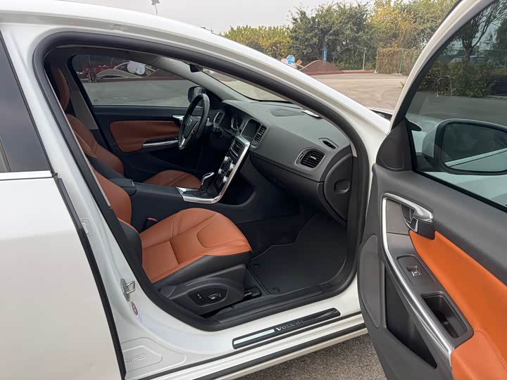 Volvo S60 2016 S 60 L T 5 — фото 10