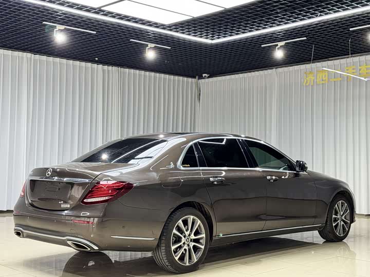 Mercedes-Benz E-Class 2018 E 300 L Luxury — фото 7