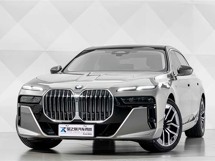 BMW 7 Series 735Li M спортпакет — фото 2