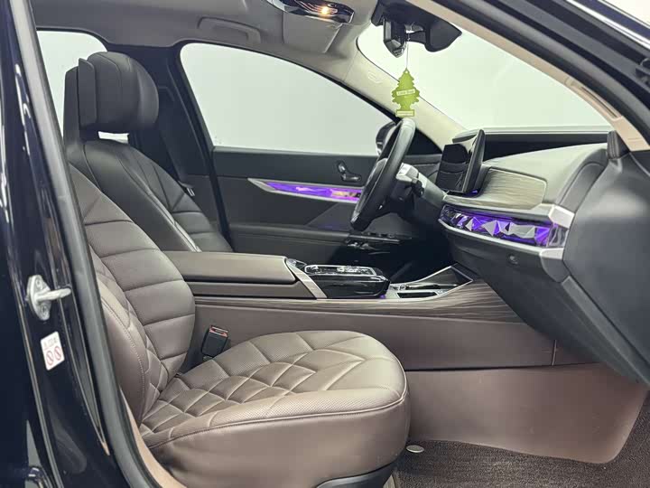 BMW i7 2023 e Drive 50 L M — фото 22
