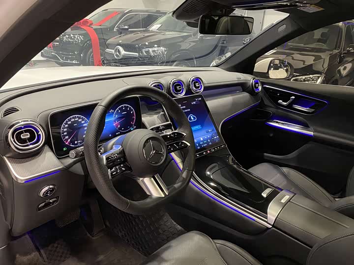 Mercedes-Benz GLC 2024 GLC 260 L 4 MATIC Luxury 5 — фото 7