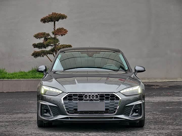 Audi A5 2024 Sportback 40 TFSI — фото 1