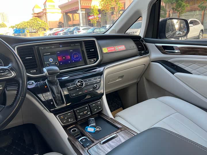 Trumpchi M8 2018 320 T — фото 12
