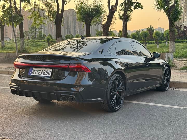 Audi A7L 2023 45 TFSI quattro S-line — фото 7