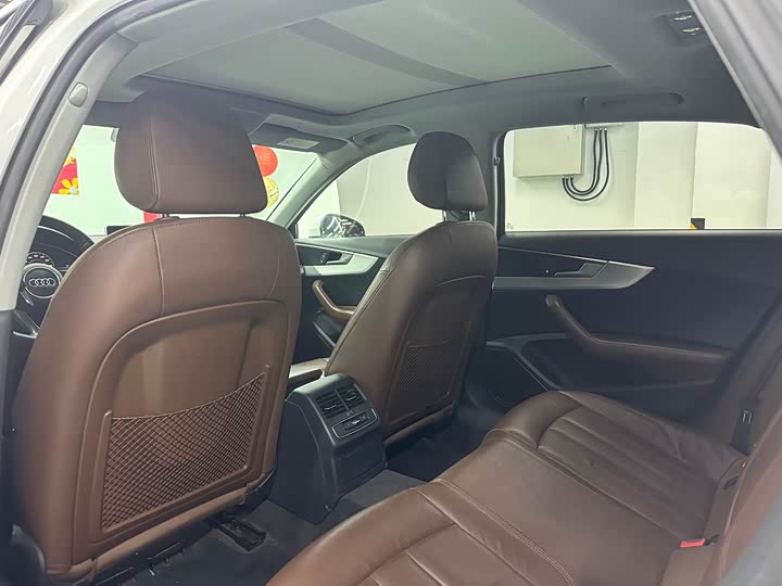 Audi A4L 2018 30 40 TFSI — фото 21