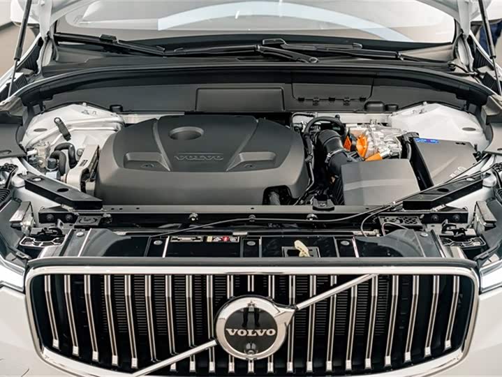 Volvo XC60 Hybrid 2025 Hybrid 4 WD — фото 27
