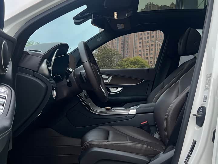 Mercedes-Benz GLC 2022 GLC 260 L 4 MATIC Luxury — фото 6