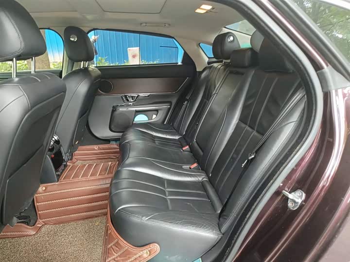Jaguar XJ 2016 XJL 3.0 SC 2 WD — фото 15