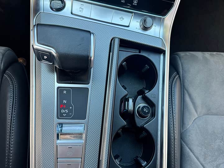 Audi A6L 2023 45 TFSI — фото 21
