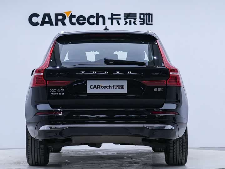 Volvo XC60 2022 B 5 4 WD — фото 4