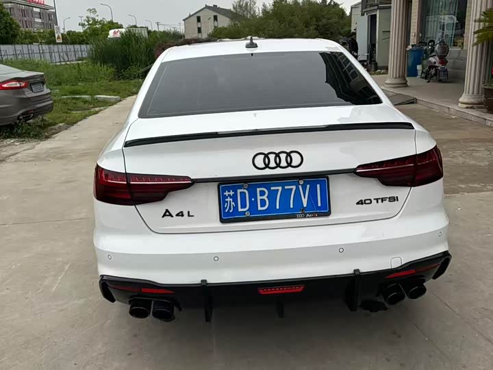 Audi A4L 40 TFSI люкс-динамик — фото 5