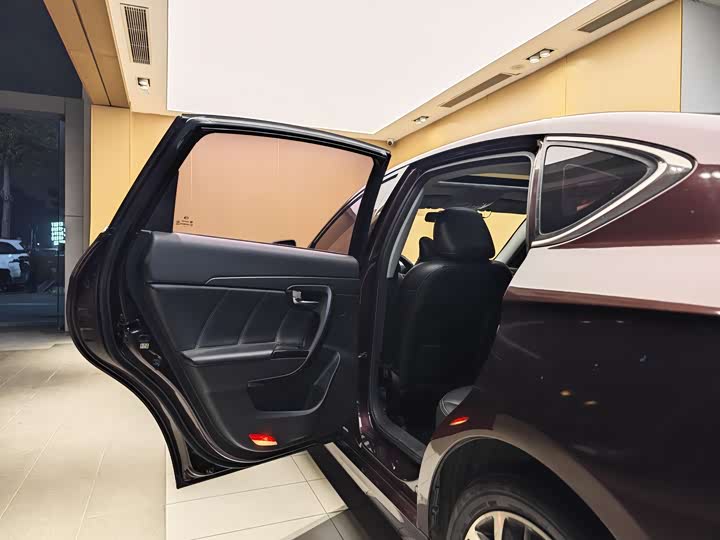 Trumpchi GA6 2016 235 T DCT — фото 20