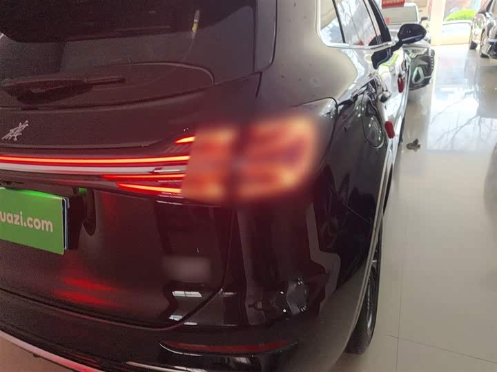 Hongqi HS5 2023 2.0 T Pro — фото 24